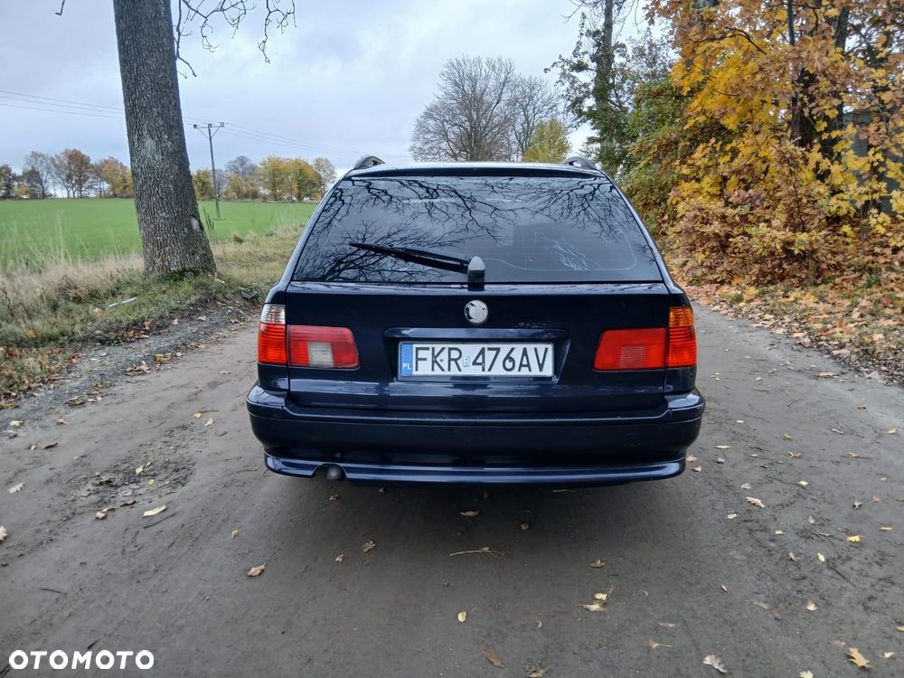 BMW Seria 5 520d - 12