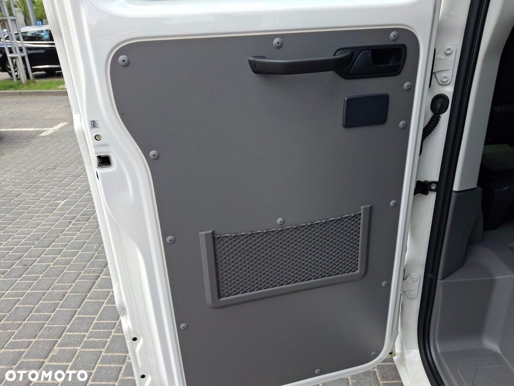 Volkswagen Crafter - 36