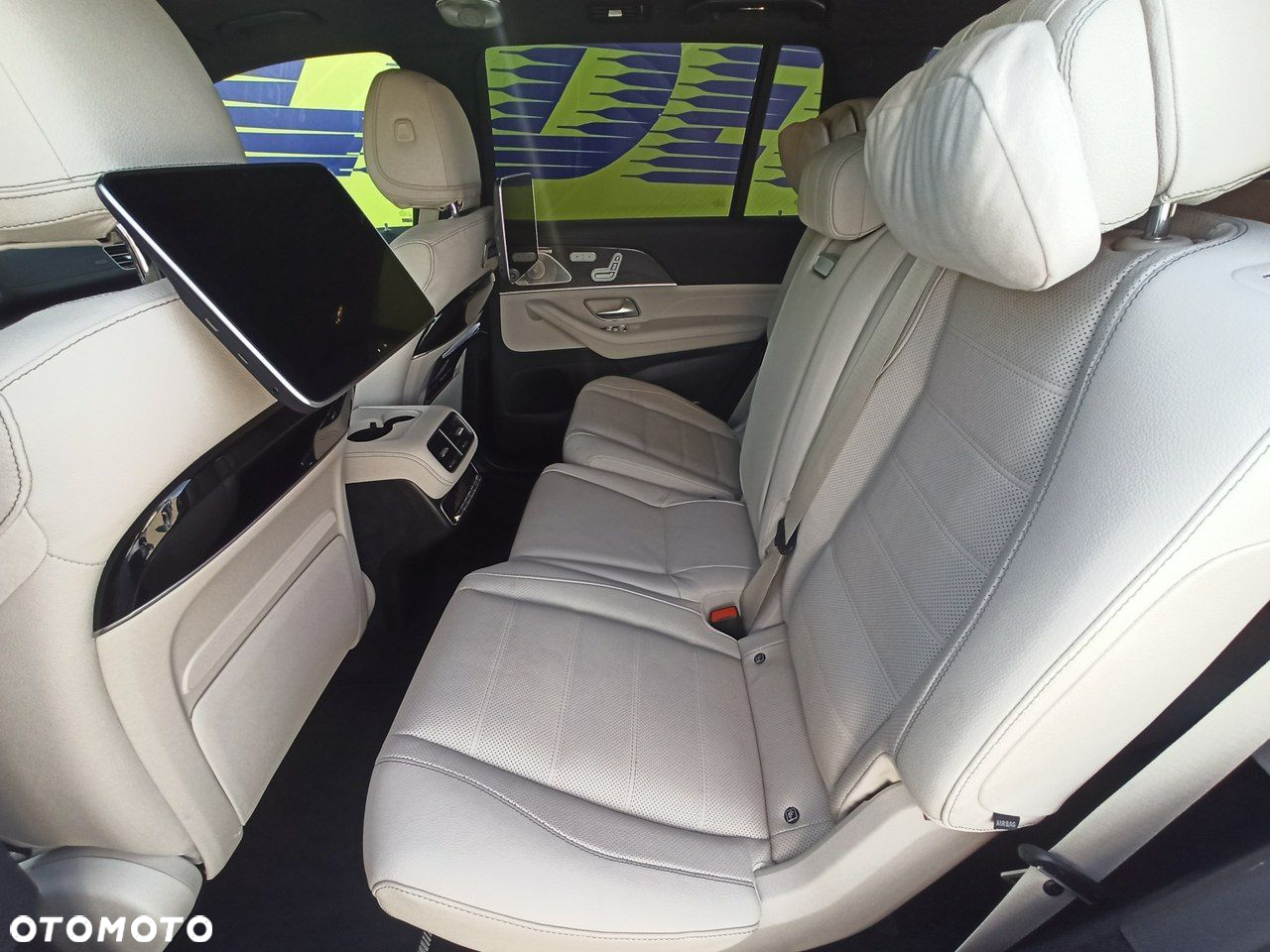 Mercedes-Benz GLS - 7