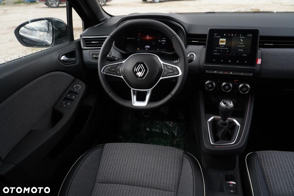 Renault Clio 1.0 TCe Techno Xtronic - 18