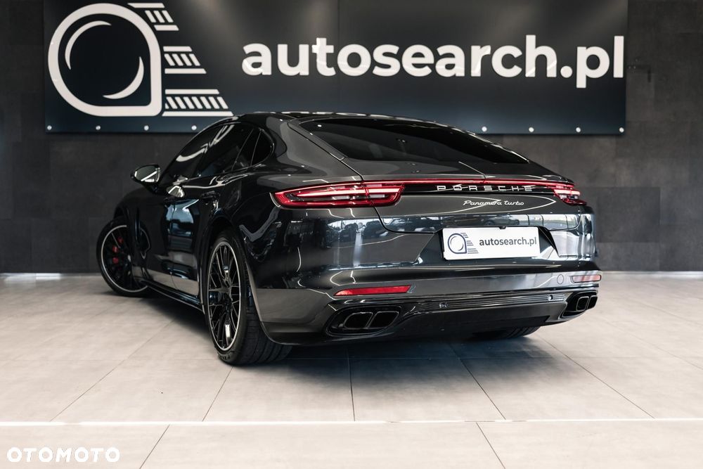 Porsche Panamera Turbo - 7