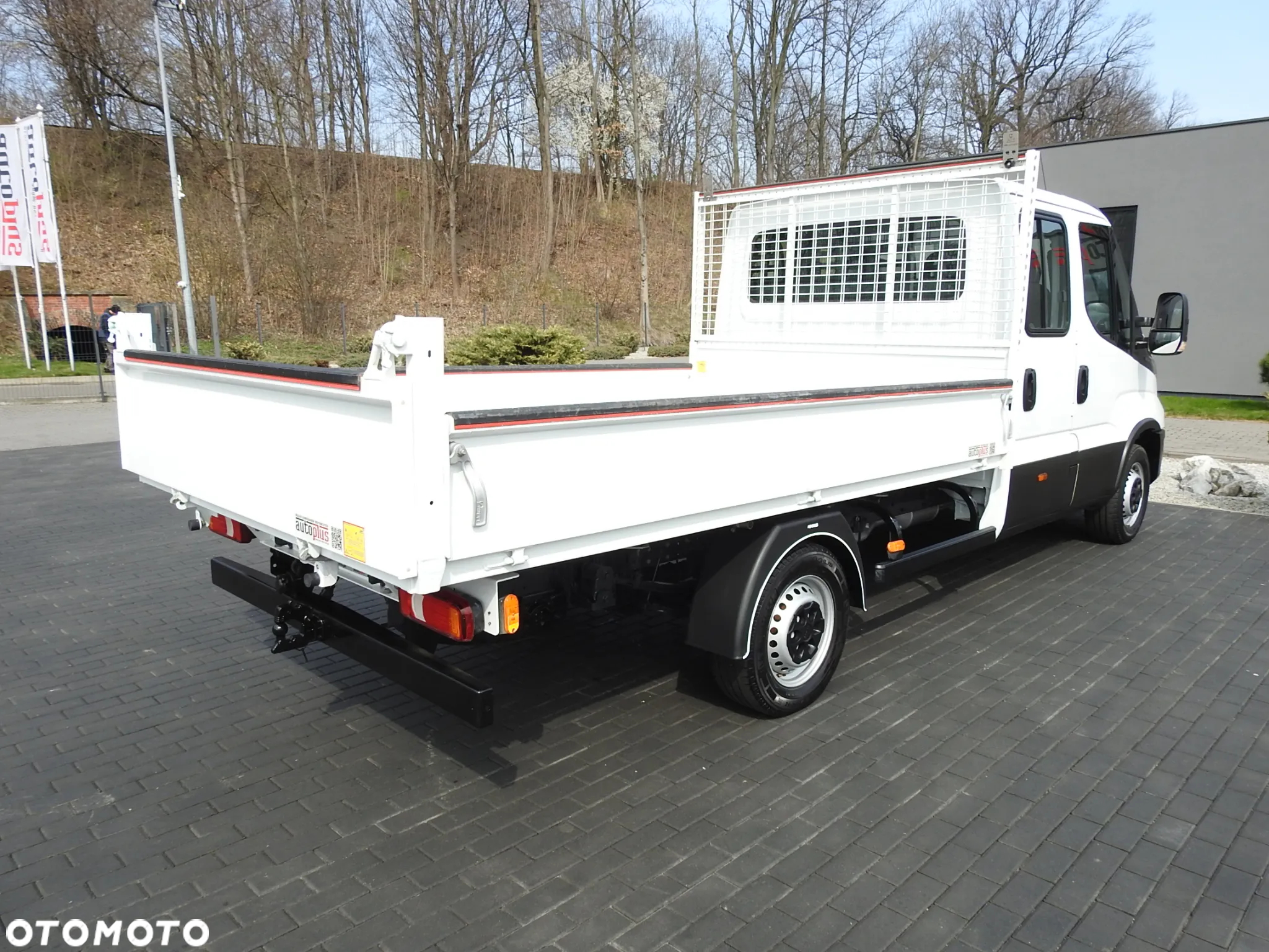Iveco DAILY 35S14 WYWROTKA PODWÓJNA KABINA DOKA 7 MIEJSC TEMPOMAT KLIMATYZACJA 140KM [ 488124 ] - 14