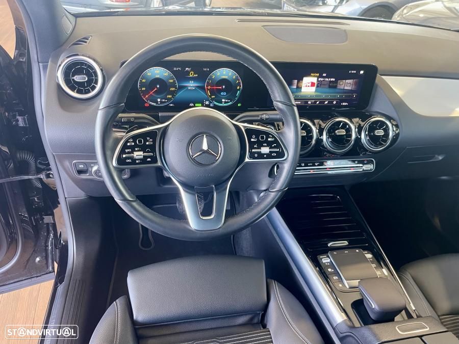 Mercedes-Benz GLA 250 e 8G-DCT Progressive - 12