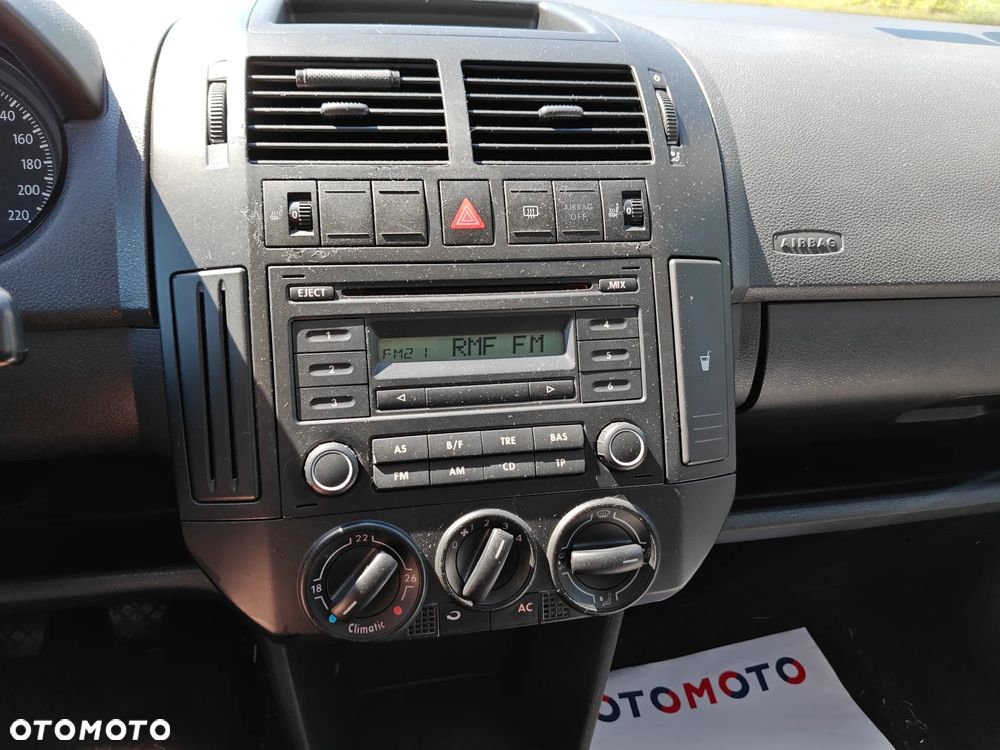 Volkswagen Polo 1.2 Fun - 23