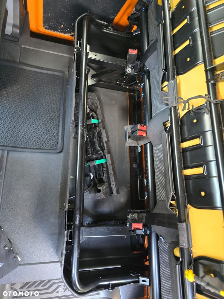 Ford TRANSIT DOKA STRZYNIA - 20