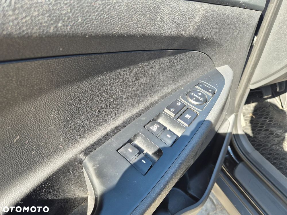 Hyundai Tucson 1.6 GDI BlueDrive Classic 2WD - 10