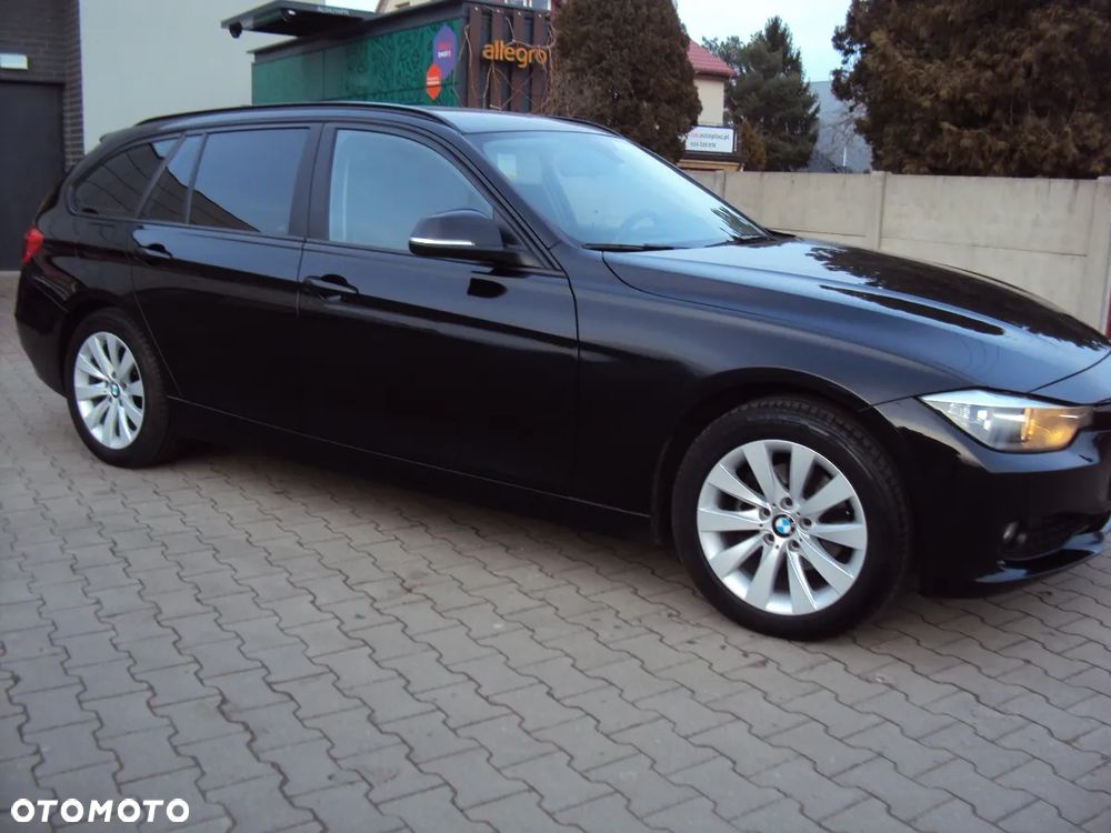 BMW Seria 3 318d Modern Line - 29