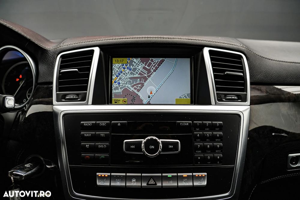Mercedes-Benz ML 350 BlueTec 4MATIC Aut - 21