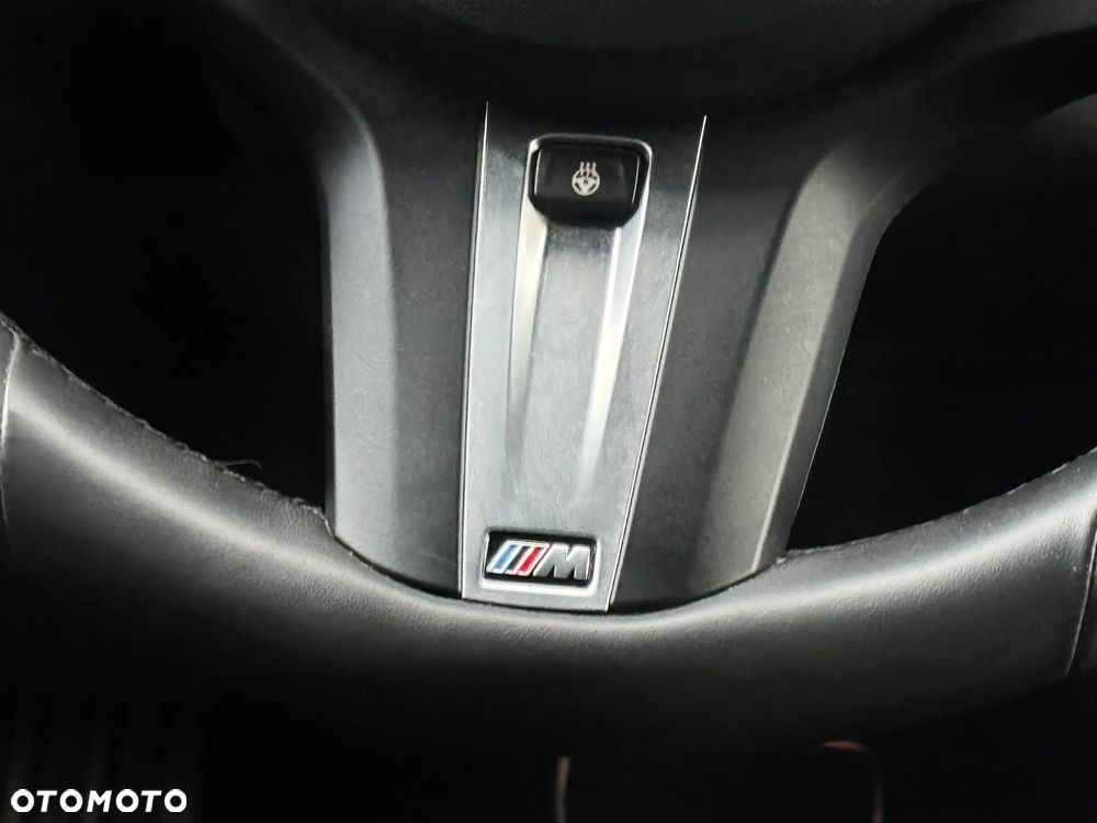 BMW Seria 3 320d xDrive M Sport Sport - 23