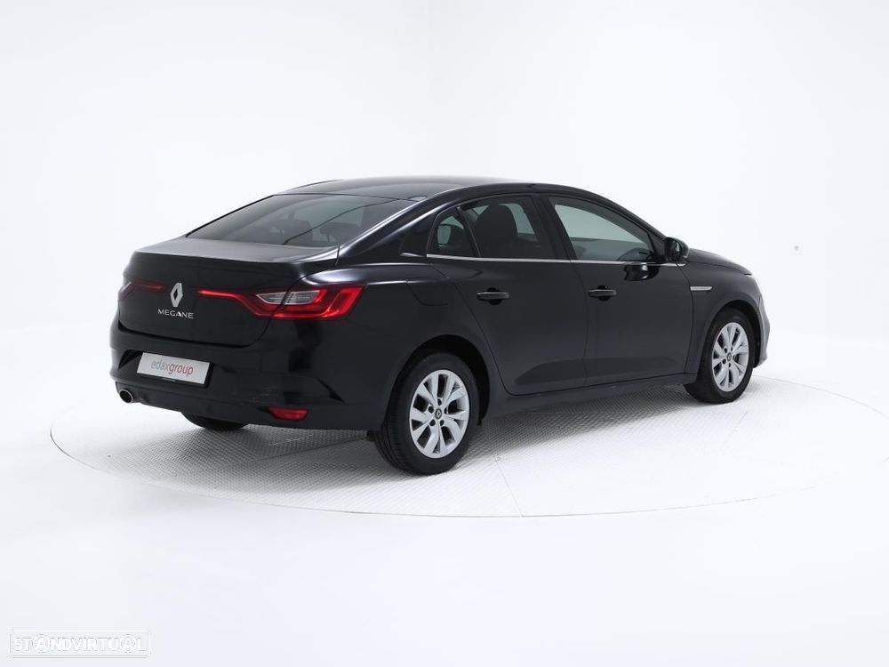 Renault Mégane Grand Coupe - 3