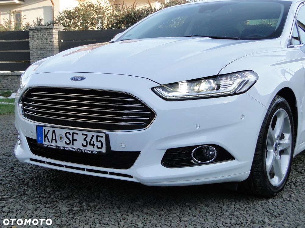 Ford Mondeo 2.0 Hybrid Titanium - 9