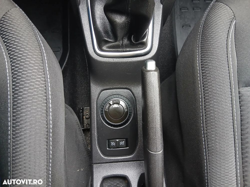 Dacia Duster dCi 110 FAP 4x4 Prestige - 11