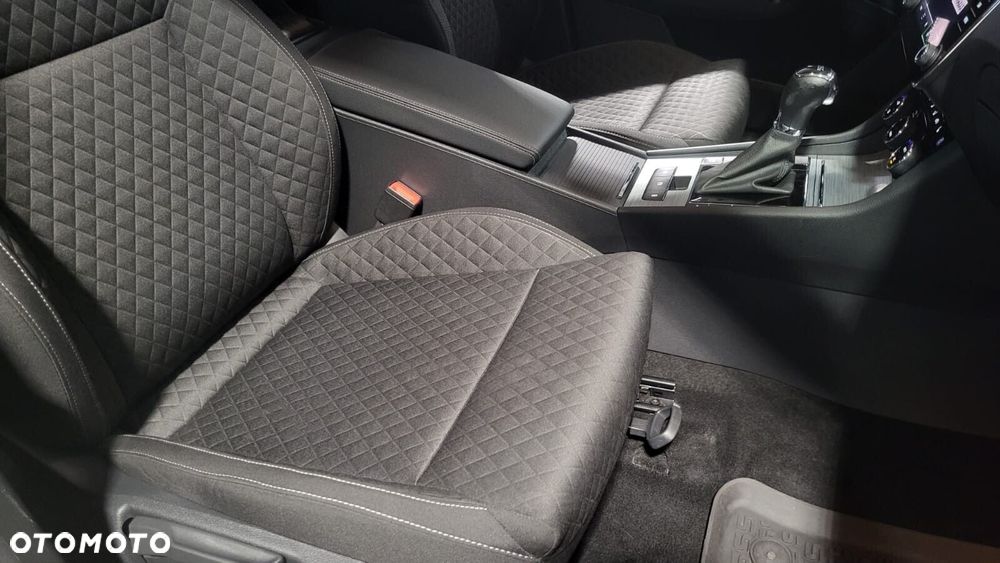 Skoda Superb 2.0 TSI Ambition DSG - 16