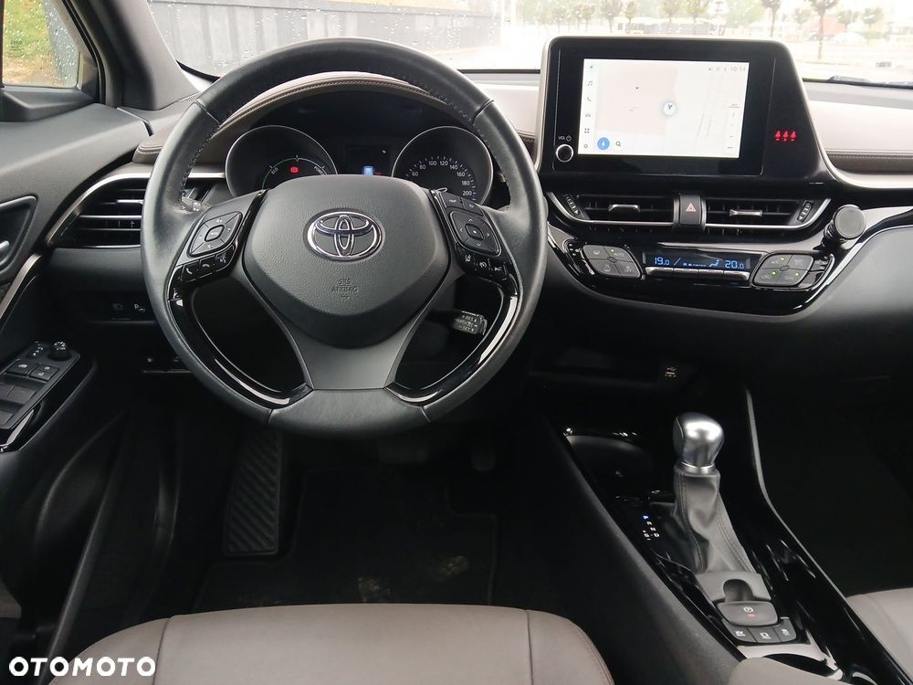 Toyota C-HR 2.0 Hybrid Executive - 14
