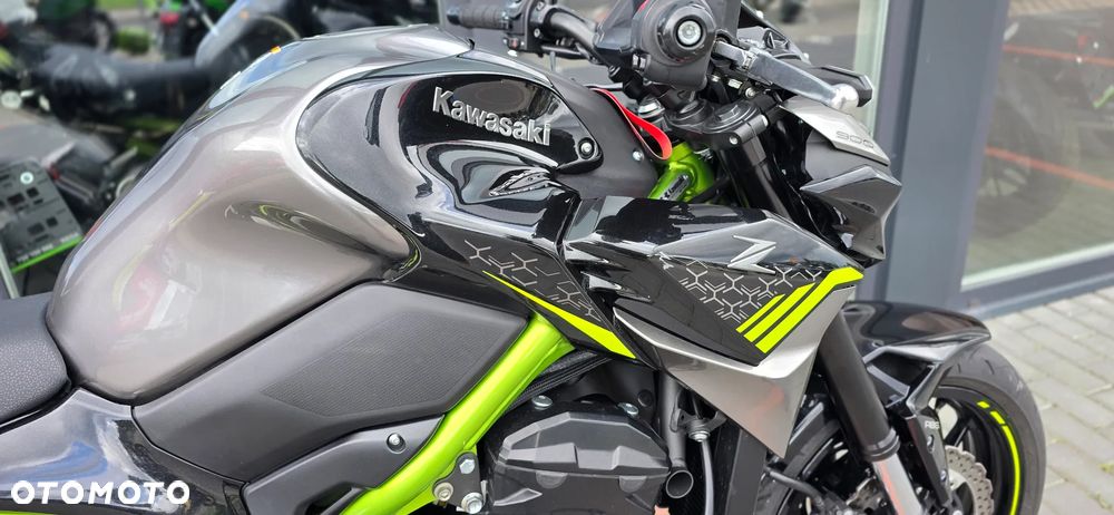 Kawasaki Z 900 - 19