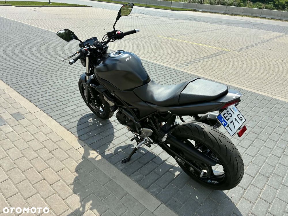 Suzuki SV - 7