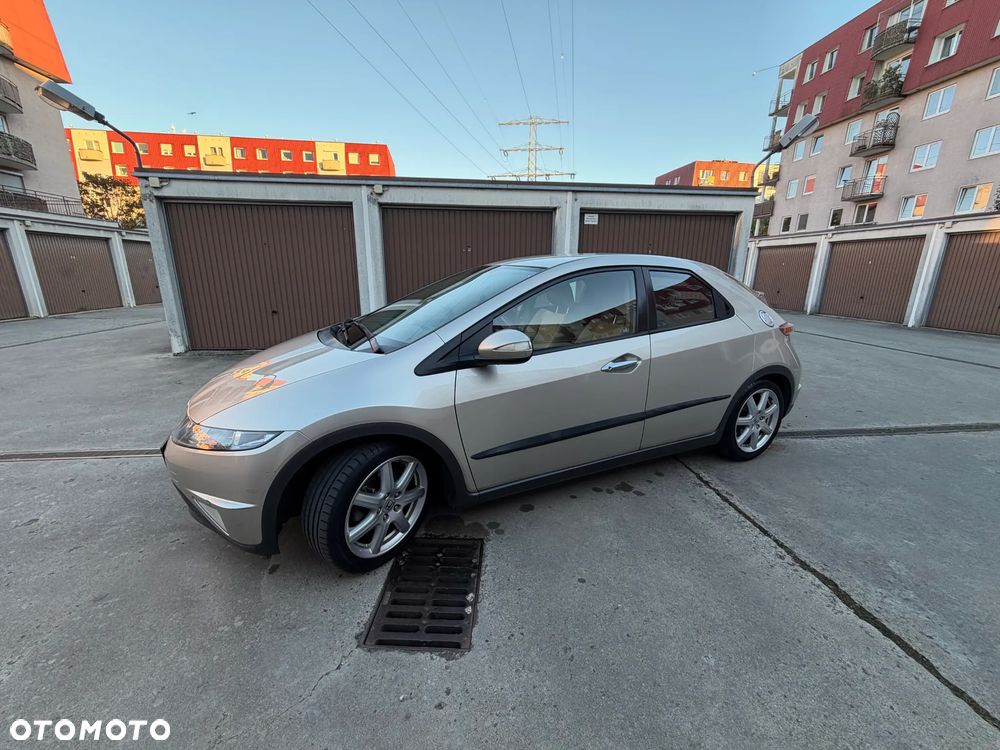 Honda Civic 1.8 Comfort - 7