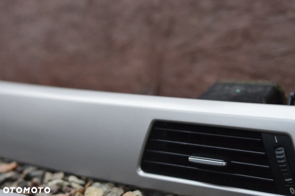 BMW E91 / E90 ORYGINALNY KOMPLET DEKORÓW / LISTWY OZDOBNE W KOLORZE SREBRNYM POD SYSTEM STAR-STOP + KRATKI NAWIEWU O NR. 51 16 7 137 484 / 51 16 7 137 485 / 7 137 484 / 7 121 472 OEM - 10