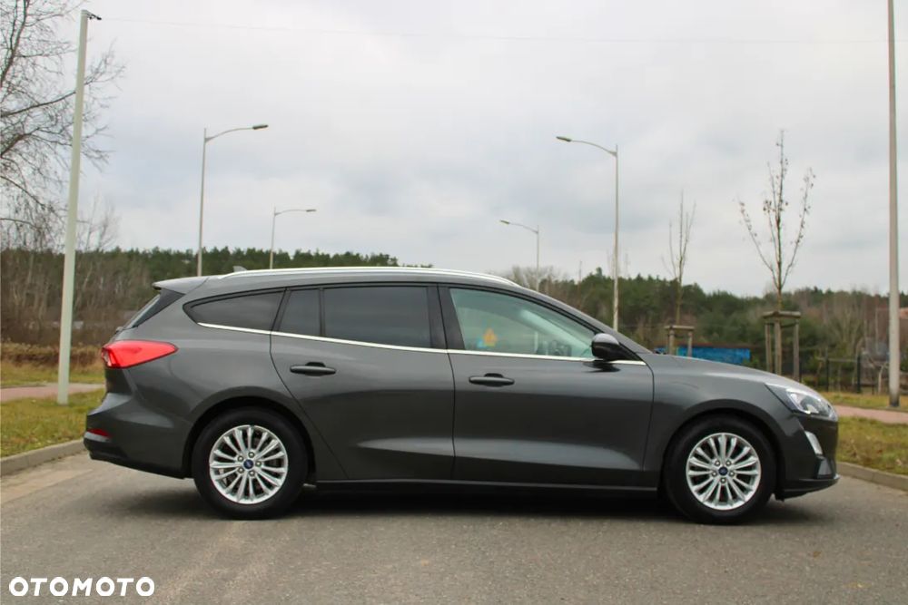 Ford Focus 1.5 EcoBlue STart-Stopp-System TITANIUM - 6