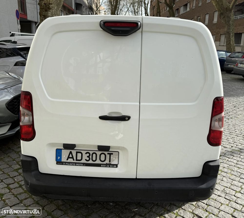 Citroën Berlingo NACIONAL VAN 1.5 BlueHDi M Club 102cv (IVA DedutÍvel) - 4