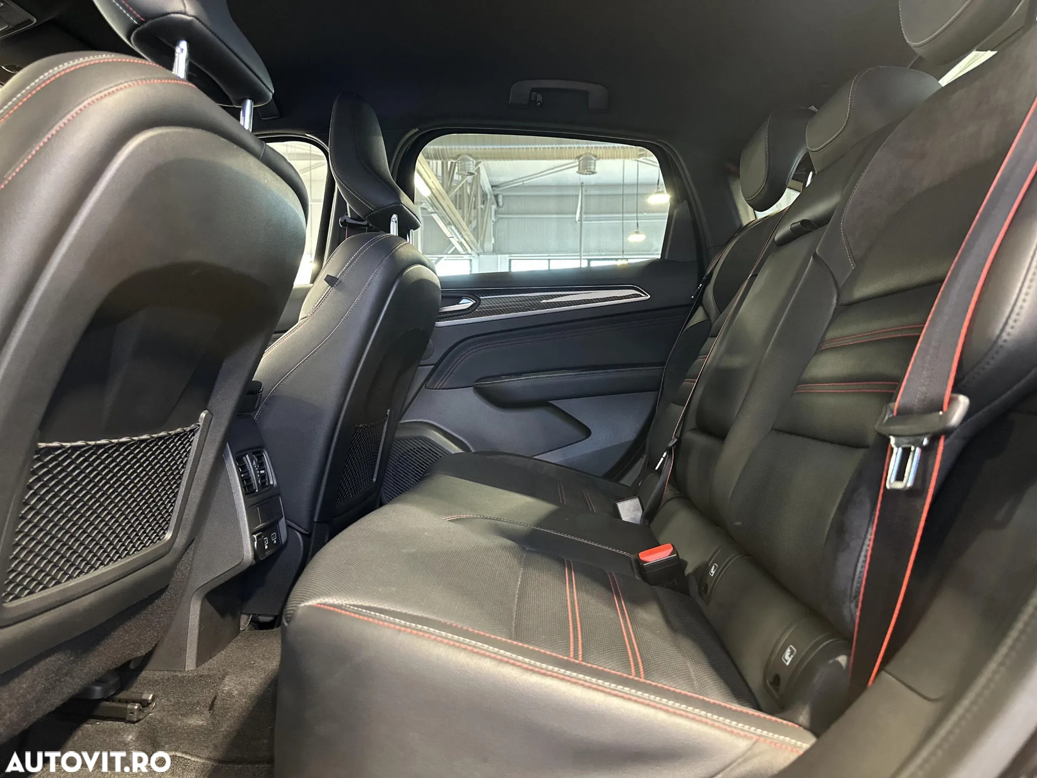 Renault Arkana TCe 140 EDC R.S. LINE - 12
