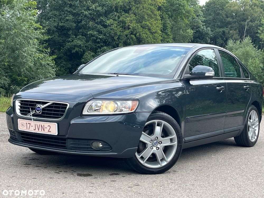 Volvo S40 1.8 Momentum - 1