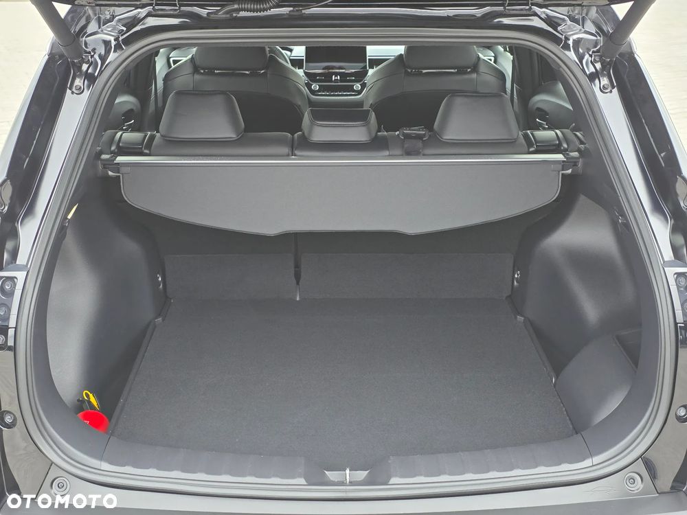 Toyota Corolla Cross 2.0 Hybrid Executive AWD - 30