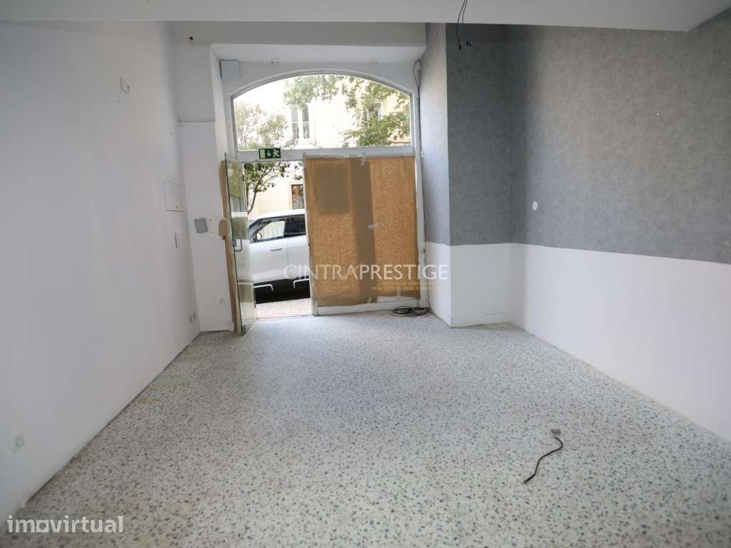 Loja para Arrendamento com 30m2 no Coração da Vila de Sintra - Grande imagem: 4/15