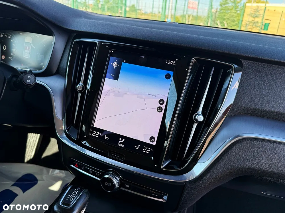 Volvo V60 D3 Geartronic Momentum Pro - 35