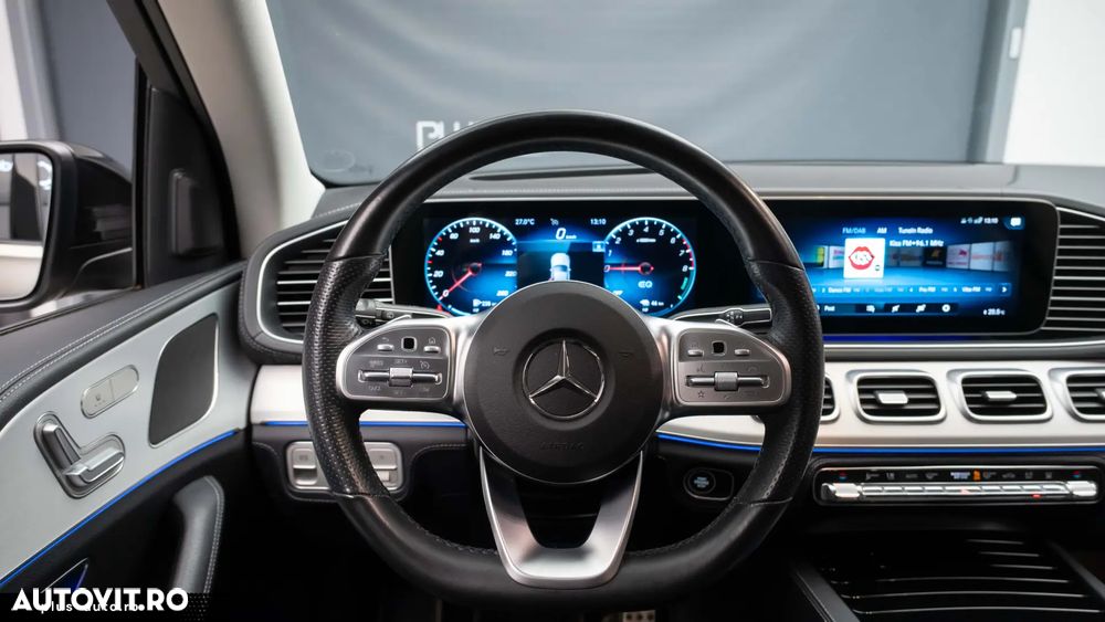 Mercedes-Benz GLE - 32