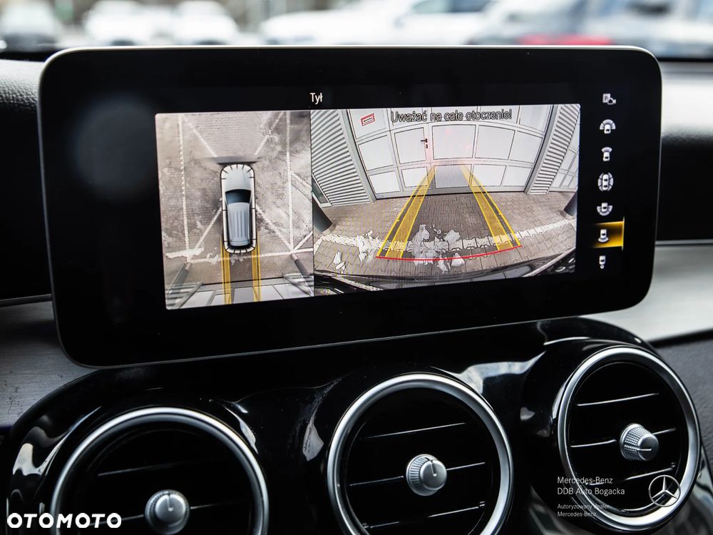 Mercedes-Benz GLC 300 e 4-Matic Business Edition - 11