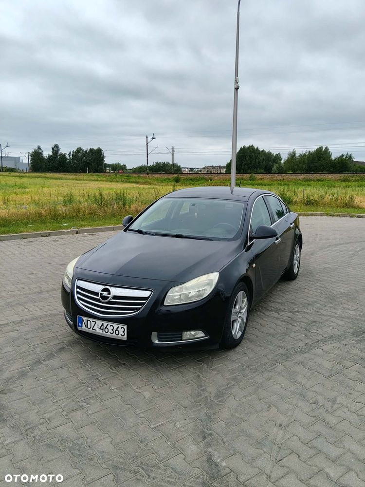 Opel Insignia - 1