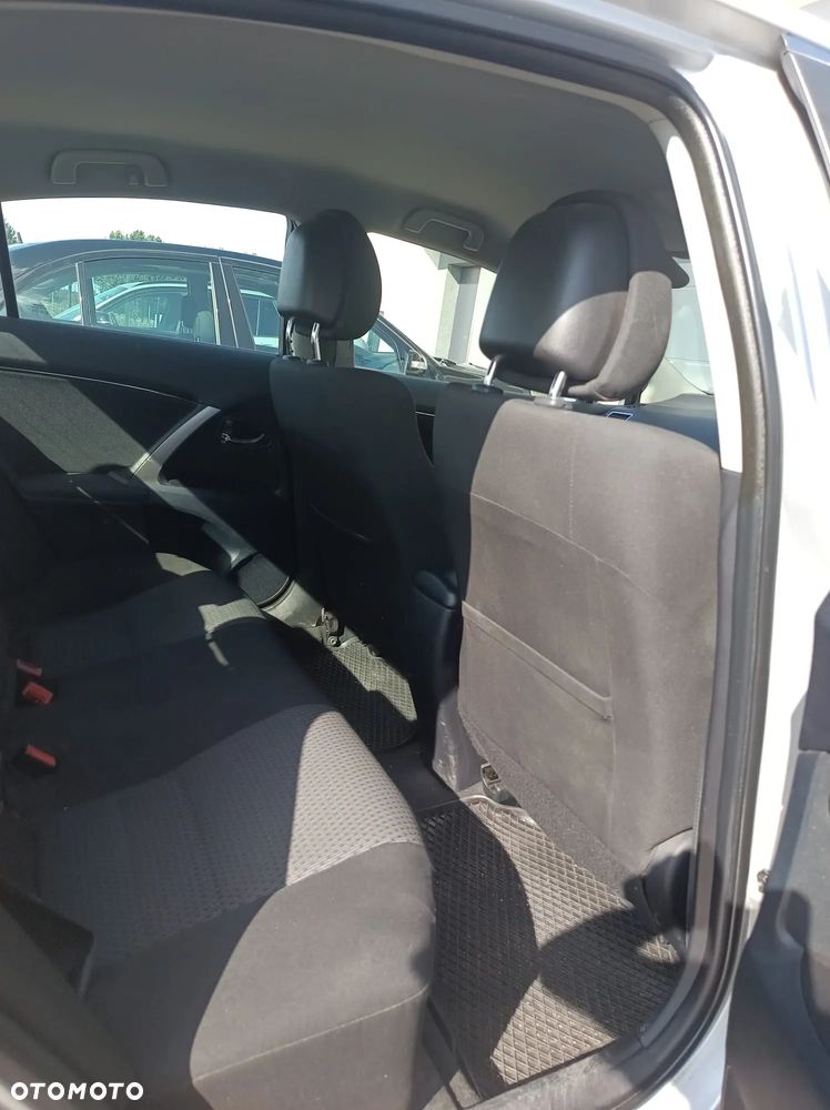 Toyota Avensis 2.0 D-4D - 20