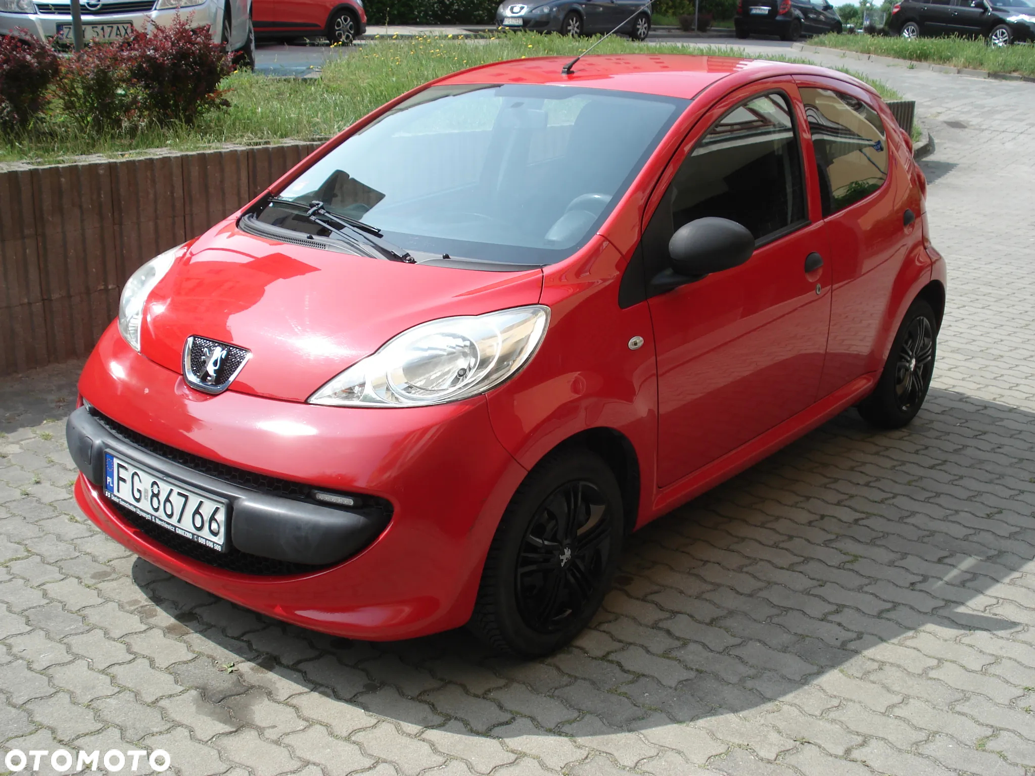 Peugeot 107 1.0 Happy - 20
