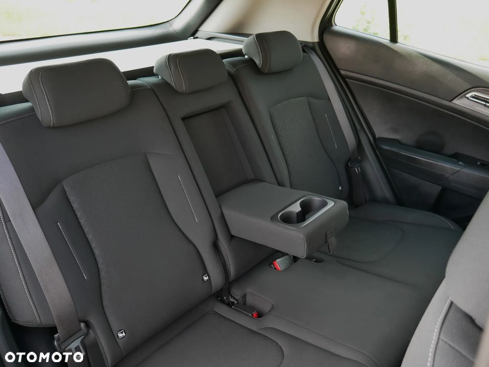 Kia Sportage 1.6 T-GDI Business Line 2WD - 27