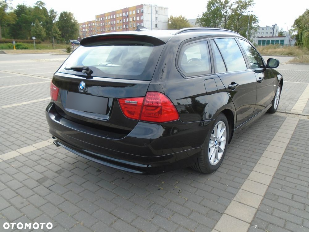 BMW Seria 3 318d - 9