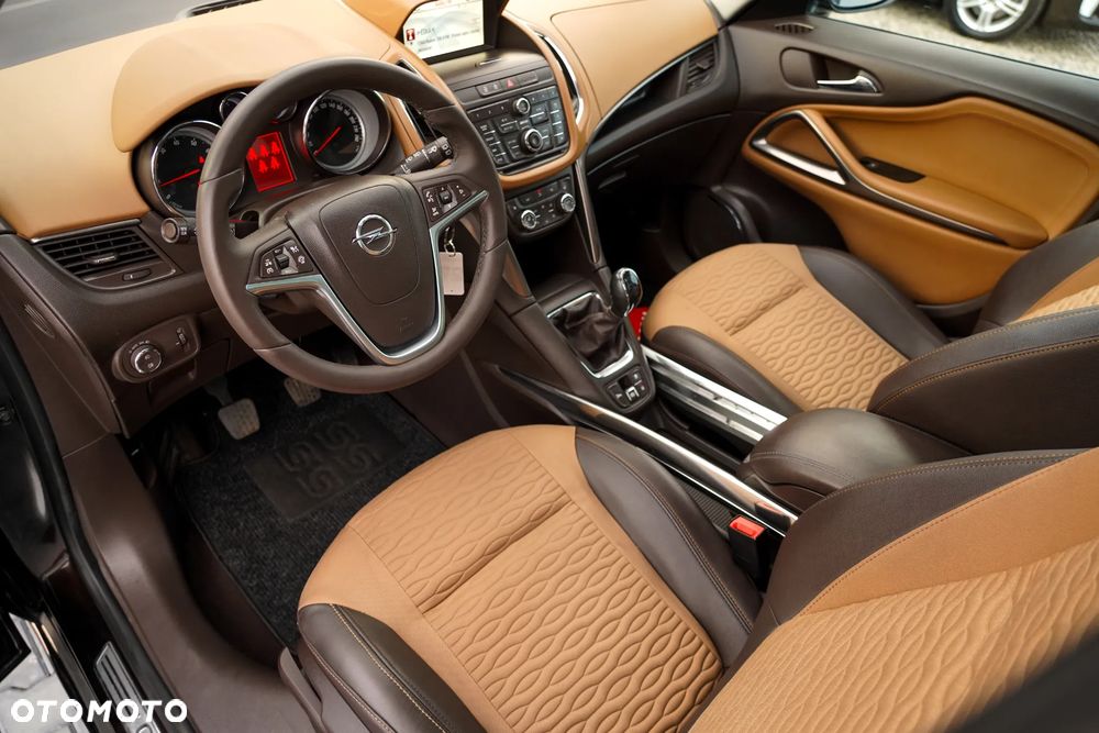 Opel Zafira - 19
