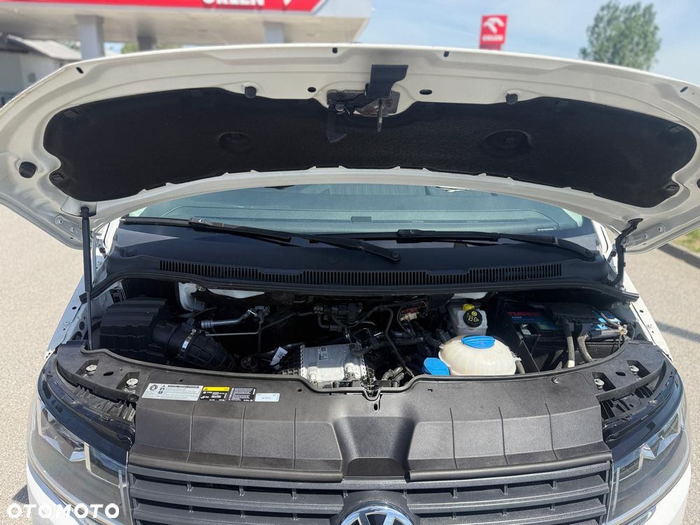 Volkswagen Transporter - 11