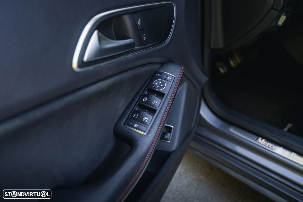 Mercedes-Benz CLA 200 CDI AMG Line - 15