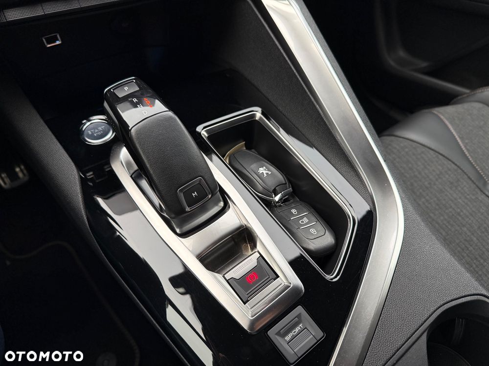 Peugeot 3008 BlueHDi 130 Stop & Start EAT8 GT - 22