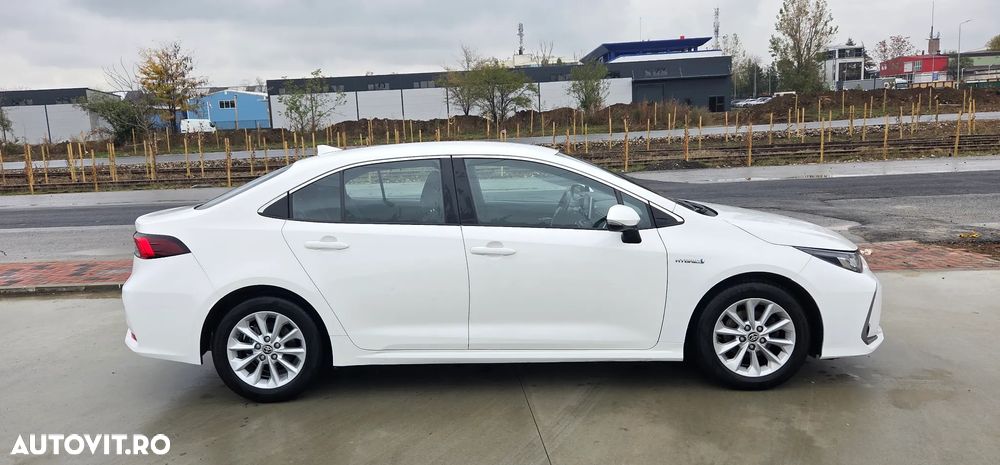 Toyota Corolla 1.8 HSD Dynamic - 6