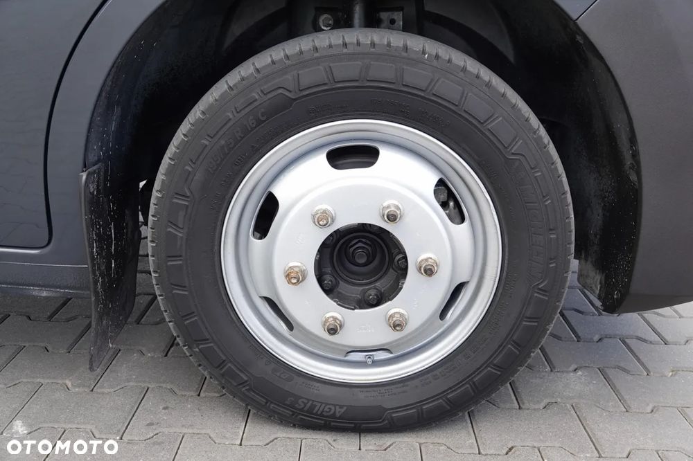 Renault MASTER   / CHŁODNIA / THERMO KING / WINDA DHOLLANDIA 750 KG / SPROWADZONY - 22