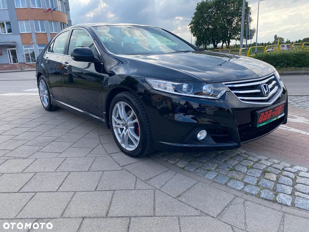 Honda Accord 2.0 Automatik Elegance 50 Jahre Edition - 3