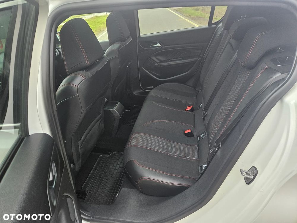 Peugeot 308 PureTech 130 EAT6 Stop & Start GT-Line Edition - 37