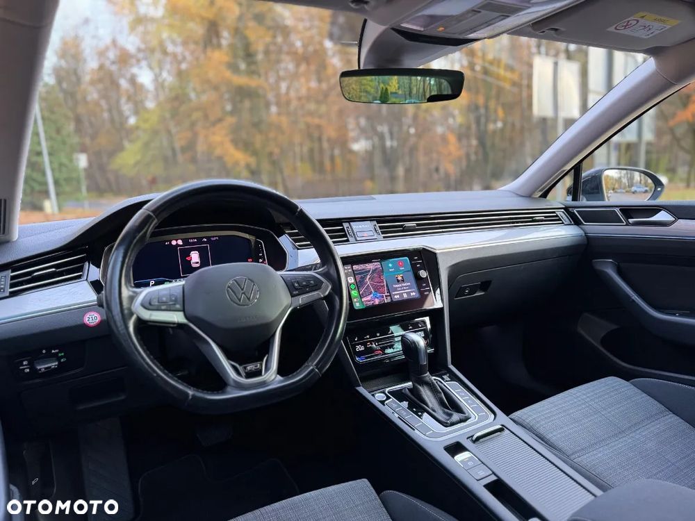 Volkswagen Passat Variant 2.0 TDI SCR DSG 4Motion Business - 7
