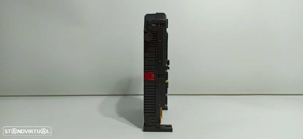 CAIXA DE RELÉS/ FUSÍVEIS PEUGEOT 3008 ACTIVE - 3