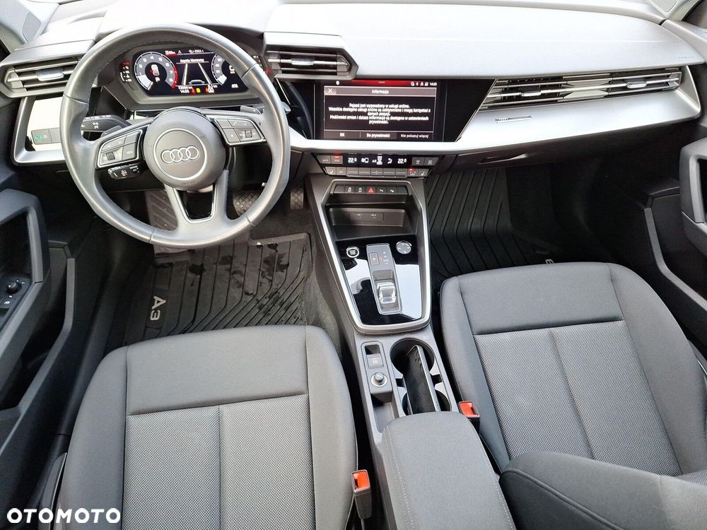 Audi A3 Sportback - 11