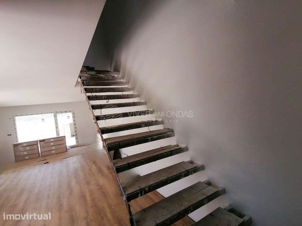 OFERTA DA ESCRITURA | Moradia T3 | Piscina | Em construção | Fernão... - Grande imagem: 5/28