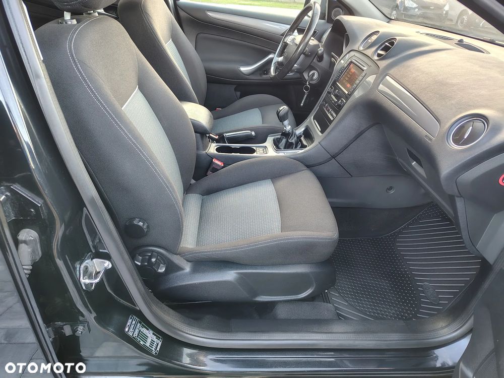 Ford Mondeo 2.0 TDCi Business Edition - 18