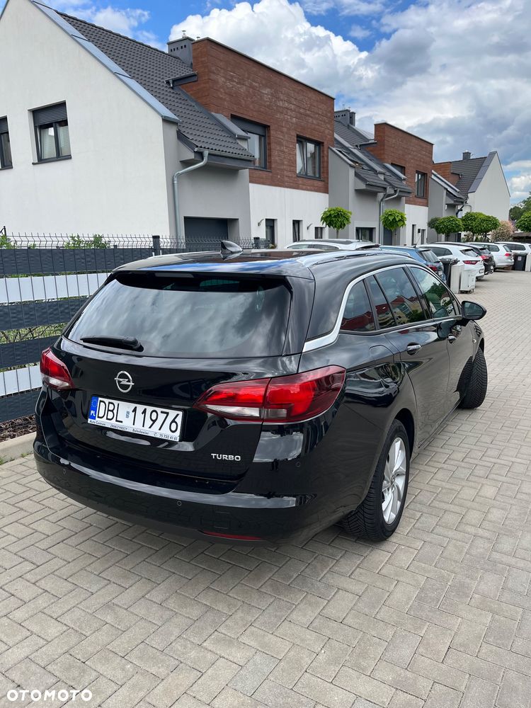 Opel Astra 1.4 T Elite - 2